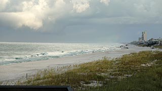 View of the park beach with One Seagrove building in the west